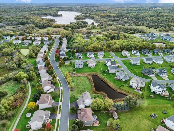 5475 Trailhead LN SE, Prior Lake, MN 55372