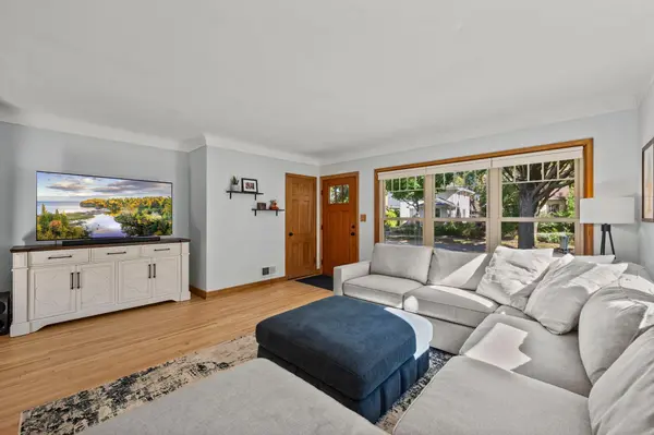 2704 Garfield ST NE, Minneapolis, MN 55418