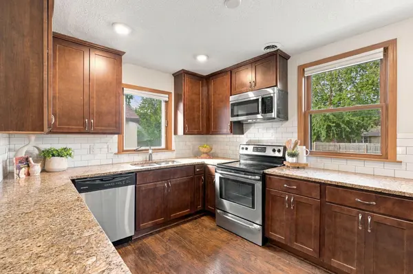 10112 Stevens AVE S, Bloomington, MN 55420