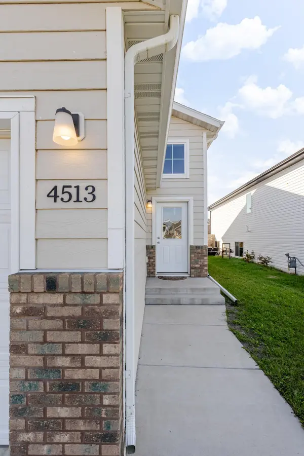 4513 17th ST S, Moorhead, MN 56560