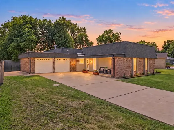 2412 NW 114th ST, Oklahoma City, OK 73120
