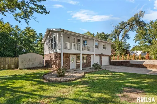 425 Pakey RD, Springfield, IL 62712