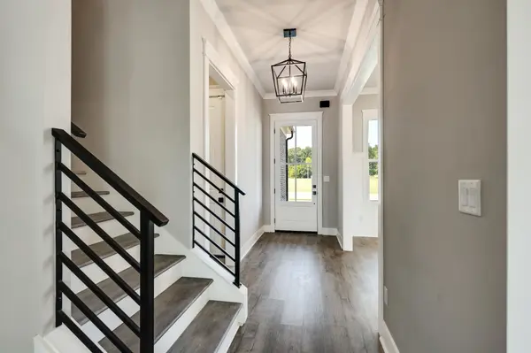 5046 JON OAK CV, Arlington, TN 38002
