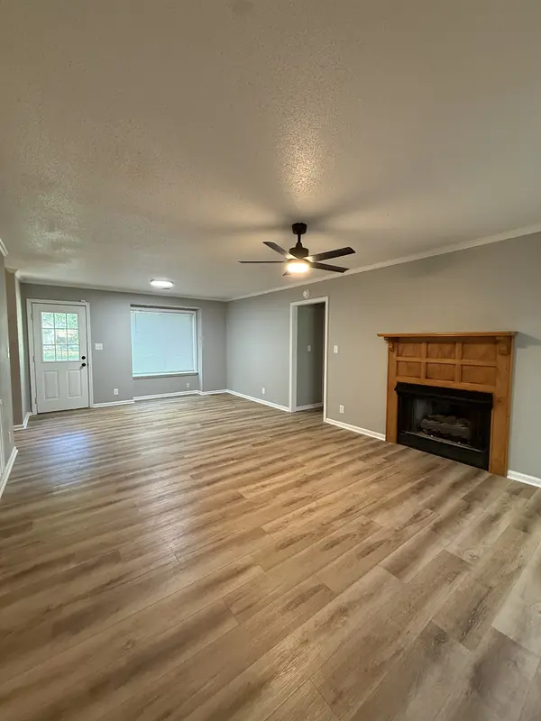 612 Ranch Hill Dr, Clarksville, TN 37042