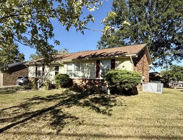 237 Evergreen Cir, Hendersonville, TN 37075