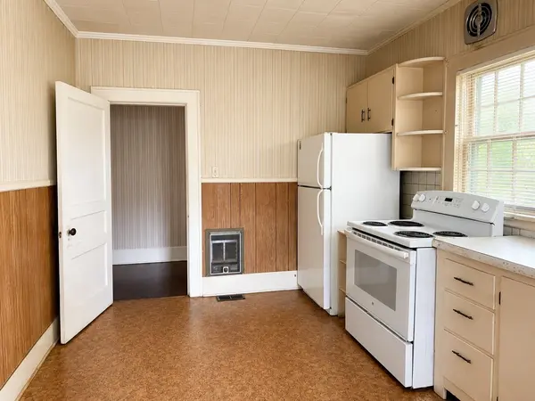 304 Morgan Ave #S, Fayetteville, TN 37334
