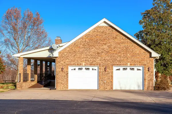 3901 Dortch Rd, Adams, TN 37010