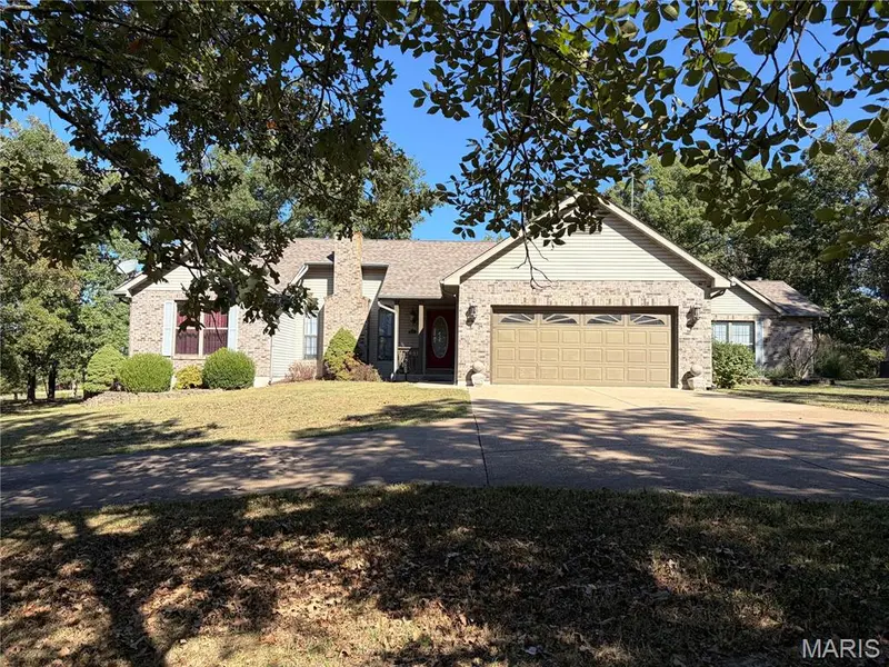 3031 Oak Haven LN, Bourbon, MO 65441