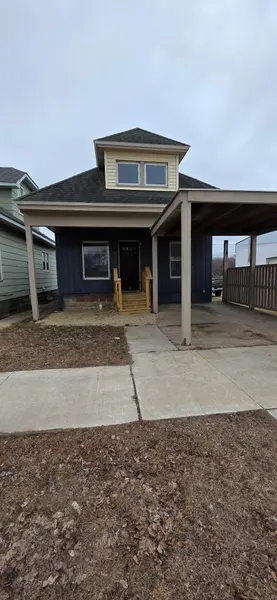 209 Main St, Adams, MN 55909