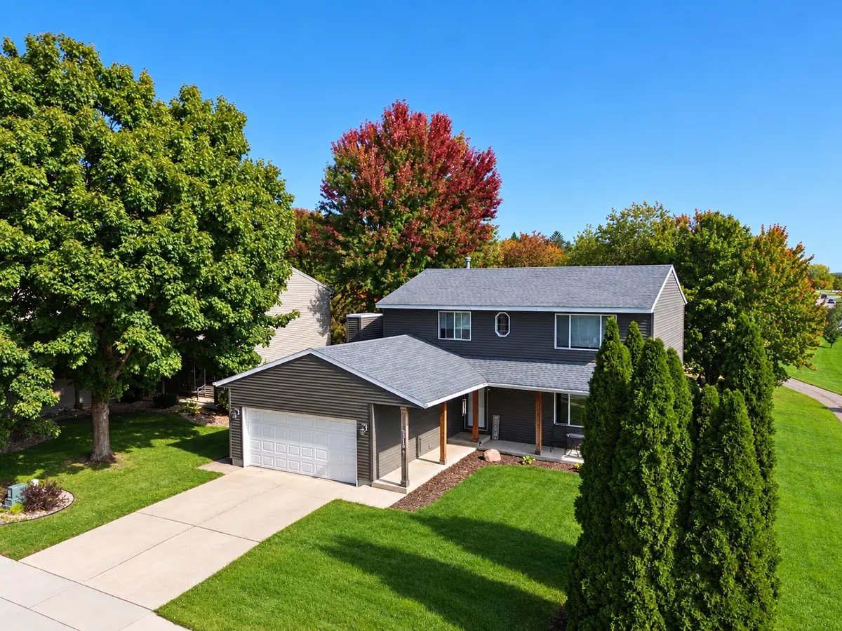 5512 44th AVE NW, Rochester, MN 55901
