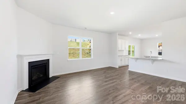 123 Ridgehaven DR, Waynesville, NC 28786