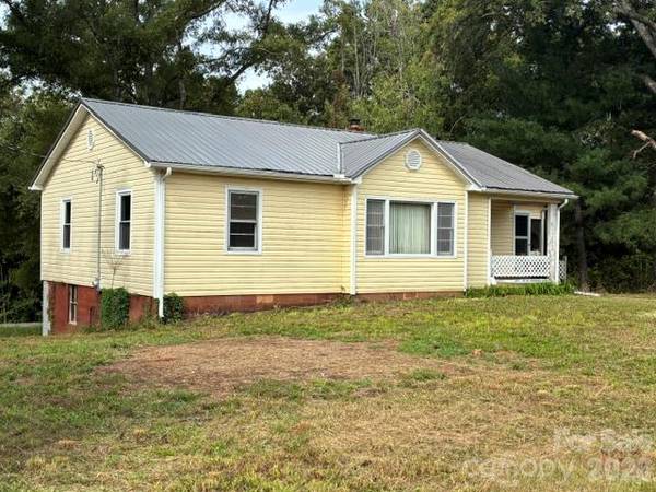 949 Cove RD, Rutherfordton, NC 28139