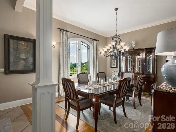 24 Mill Crest DR, Mills River, NC 28759