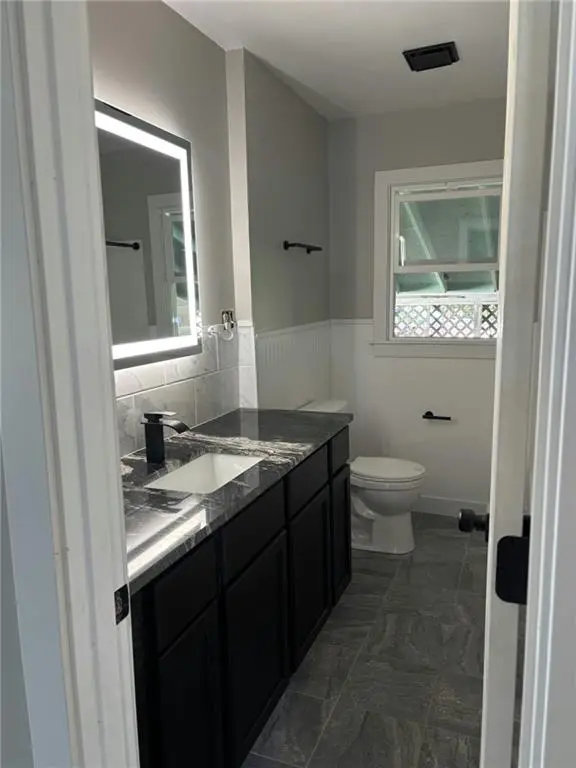 102 Center ST, Windsor, MO 65360