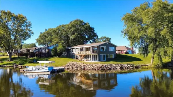 1206 Lake Trenton DR, Trenton, MO 64683