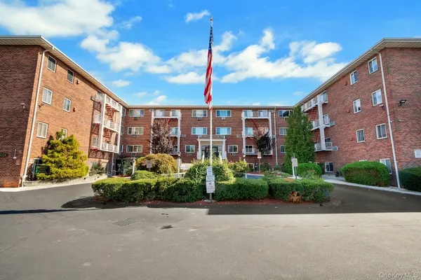 838 Pelhamdale RD #1C, New Rochelle, NY 10801