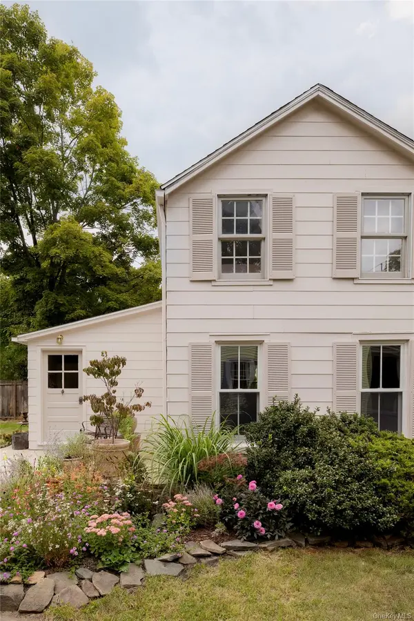 37 New York 9H, Hudson, NY 12534