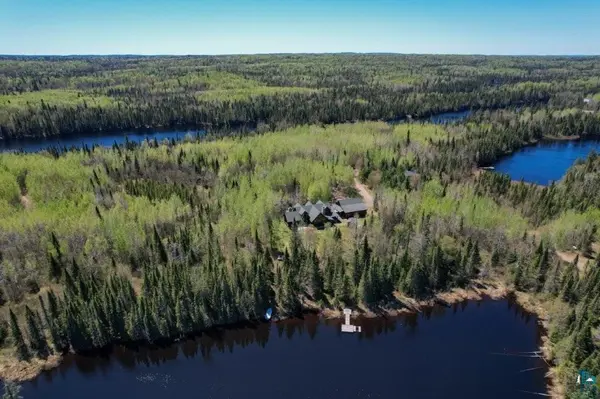 48 Wolf Point Tr, Grand Marais, MN 55604