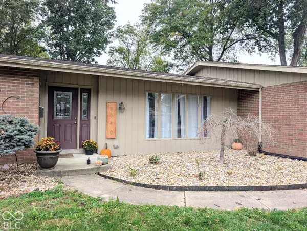 1640 South, Columbus, IN 47203