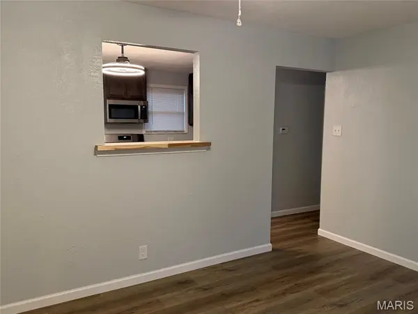 1003 Sunridge TRL, Pevely, MO 63070