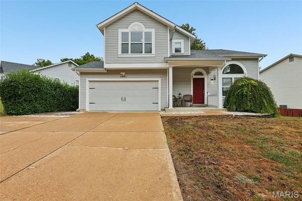 1091 Fenton Park DR, Fenton, MO 63026