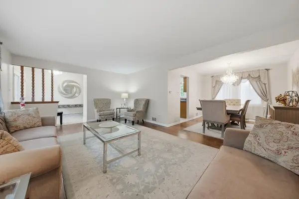 12025 Winchester RD, Orland Park, IL 60467