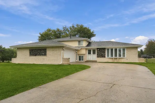 12025 Winchester RD, Orland Park, IL 60467