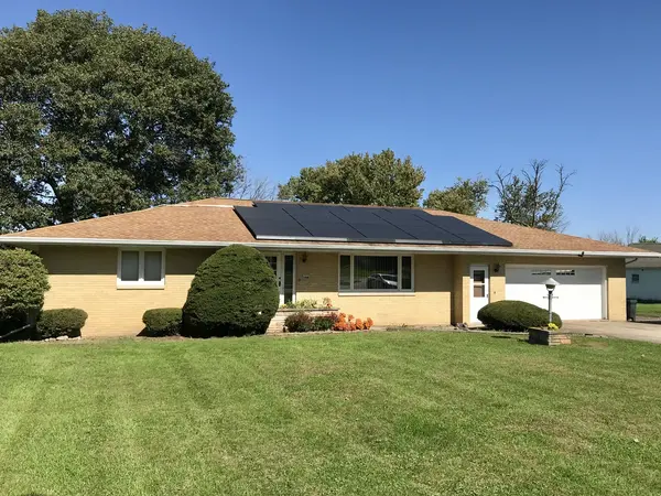 156 E Main ST, Bradford, IL 61421