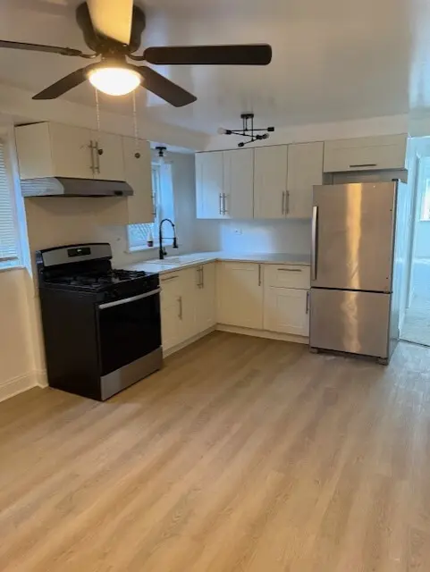 427 S 19th AVE #Garden, Maywood, IL 60153