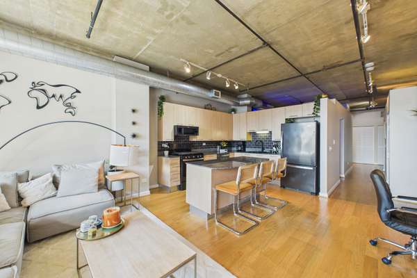 111 S Morgan ST #501, Chicago, IL 60607