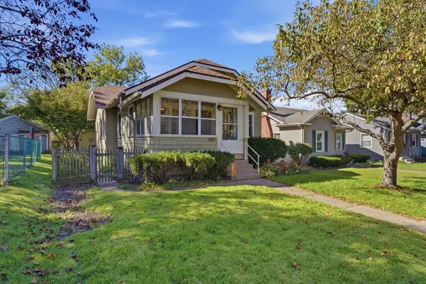 2910 Arlington AVE, Davenport, IA 52803