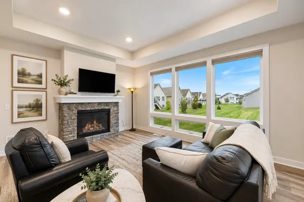 4873 127th CIR NE, Blaine, MN 55449