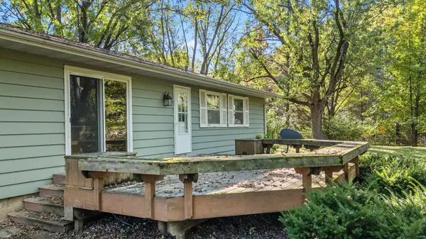 1742 Hillcrest DR, New Richmond, WI 54017