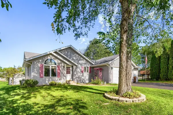 1186 Winter CT, Hastings, MN 55033