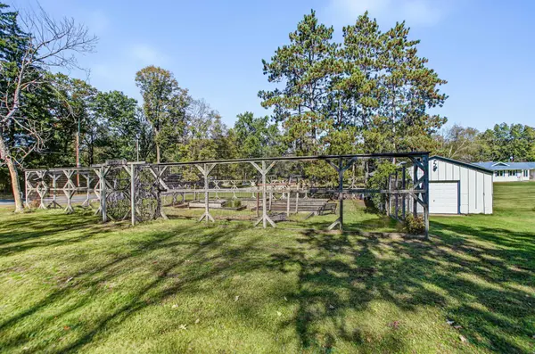 963 Trout Brook RD, Hudson, WI 54016