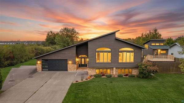 5202 Ogden AVE, Superior, WI 54880