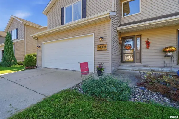 1418 VISTA GRANDE DR, Pekin, IL 61554