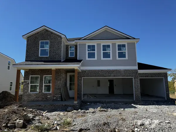 1212 Valley Ridge Dr, Gallatin, TN 37066