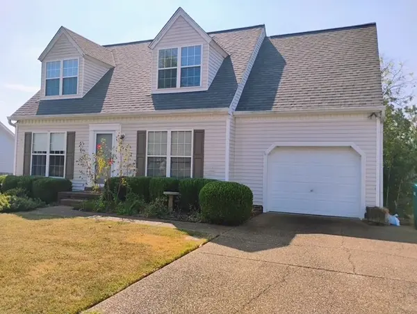 2885 Sutherland Dr, Thompsons Station, TN 37179