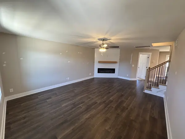 253 Ardell Dr, Clarksville, TN 37040