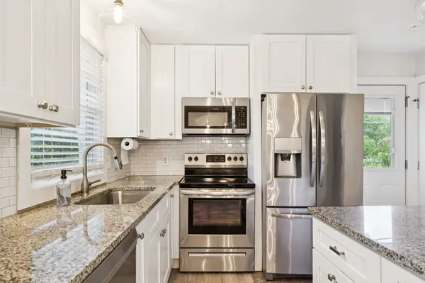 338 Lynn Dr, Nashville, TN 37211