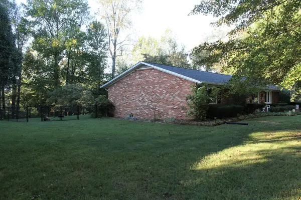 1545 Edgefield Ct, Cookeville, TN 38506