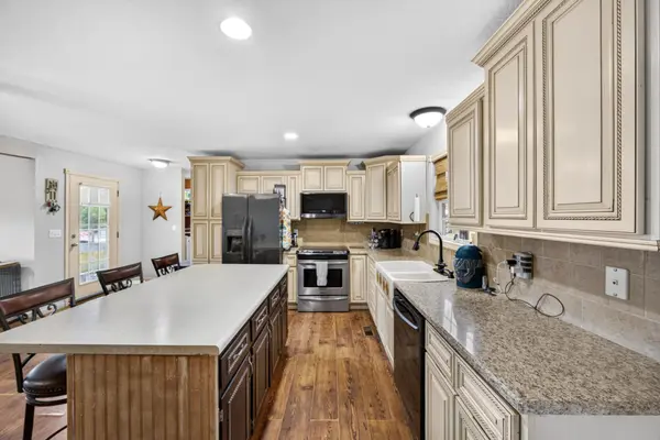 179 Government Pond Rd, Jamestown, TN 38556