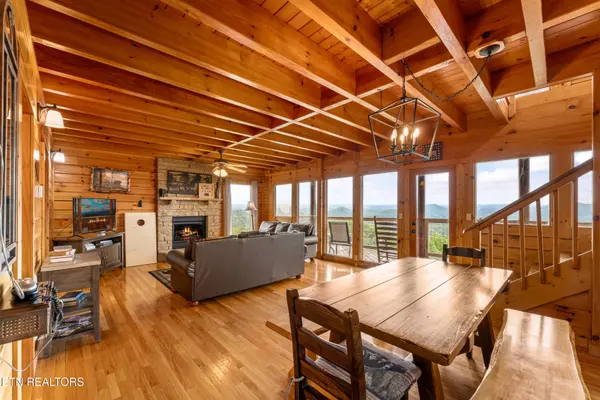 2422 Breezy Ridge Drive, Sevierville, TN 37876