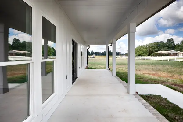27968 Shannon Rd, Ardmore, AL 35739