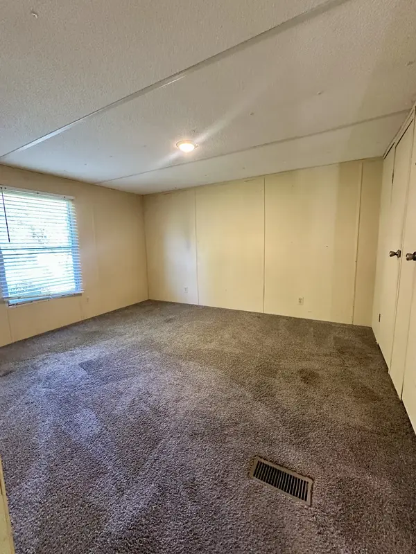 308 Poplar St, Smithville, TN 37166
