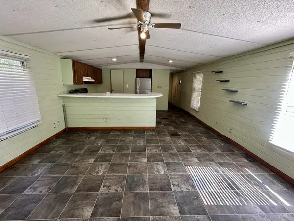 308 Poplar St, Smithville, TN 37166