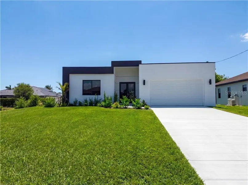 2726 NW 41ST PL, Cape Coral, FL 33993