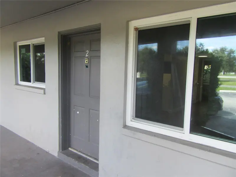 5900 22ND AVE N #2, St Petersburg, FL 33710