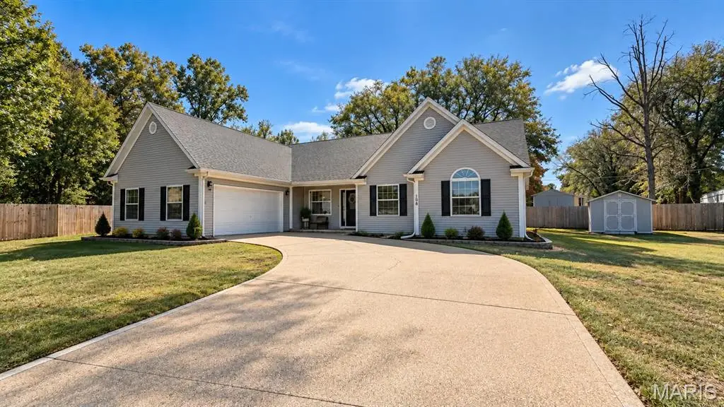 108 Bailey Renee CT, Waynesville, MO 65583